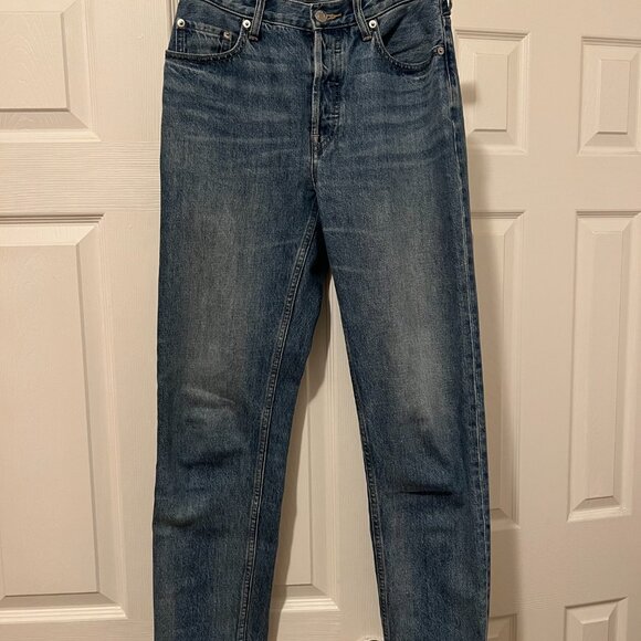 Everlane The ’90S Cheeky Jean in Vintage Mid Blue - Picture 2 of 7